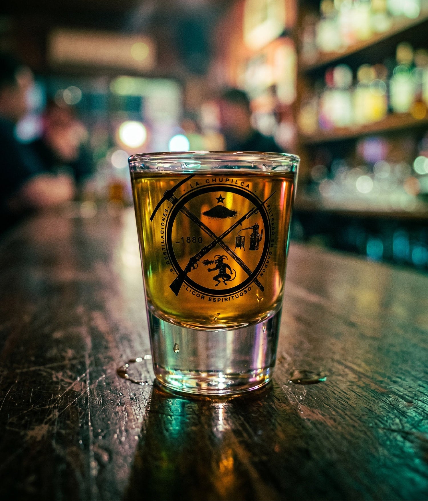 Vaso de shot con logo chupilca